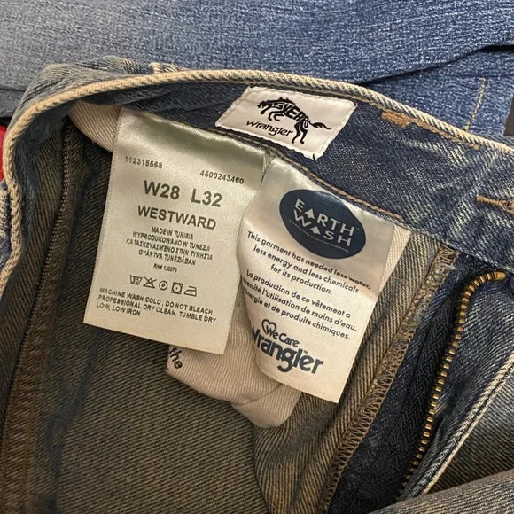 Wrangler Light Blue Denim Jeans - Picture 3 of 5